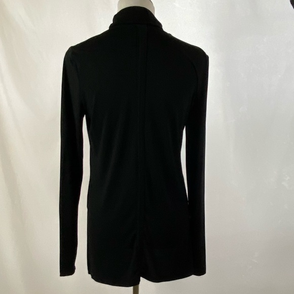 Vina Active 🔵 Life Lightweight Black Stretch Top NWT - Picture 8 of 11